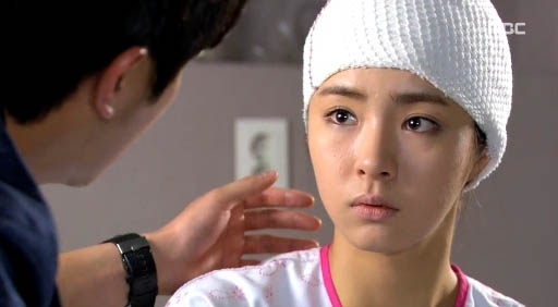 những người suy nghĩ nhiều dễ mắc bệnh mất trí nhớ